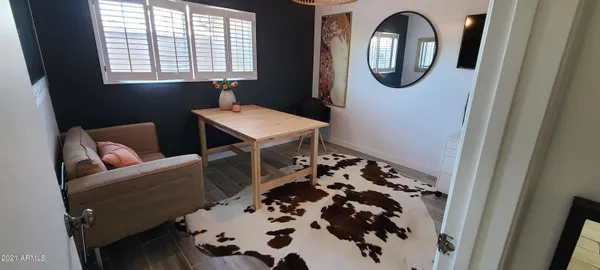 $1,900 | 1320 East Bethany Home Road, Unit 62, Phoenix, AZ 85014