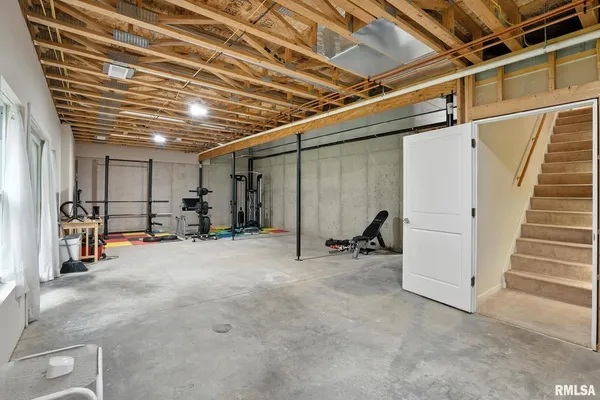 $255,000 | 1013 2nd St Court, Moline, IL 61265