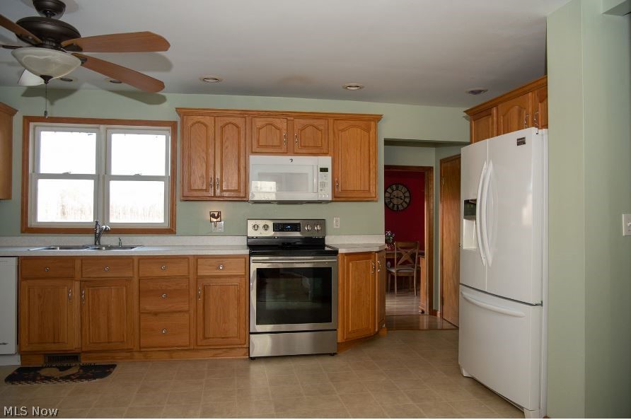 18031 Rowell Road Wellington, OH 44090 - Photo 8 of 24 Gallery Image 8