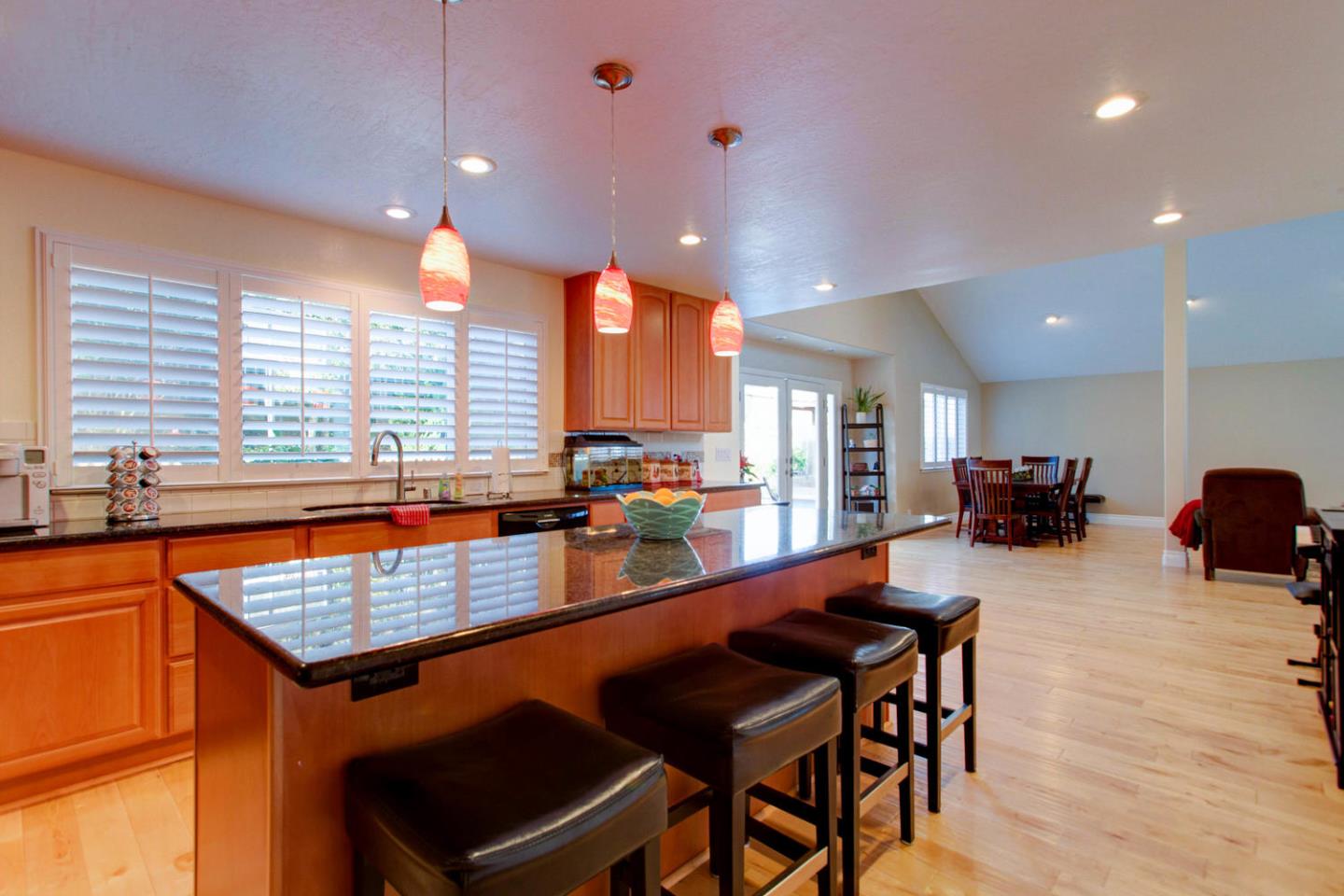 5475 Mesa Road Gilroy, CA 95020 - Photo 8 of 23 Gallery Image 8