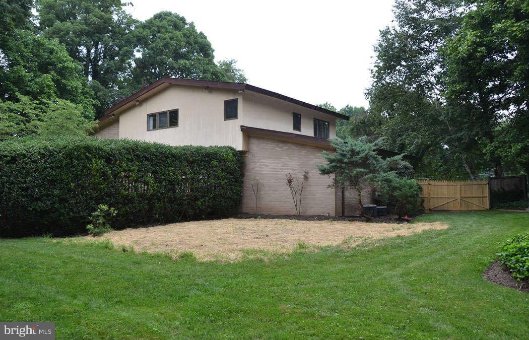 7134 River Road Bethesda, MD 20817 - Photo 4 of 29 Fenced Backyard with Large Play Area