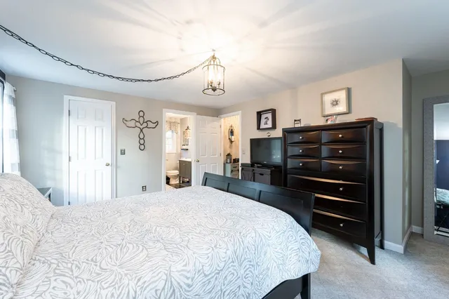 $699,900 | 27 Arabian Way, Chester, NH 03036