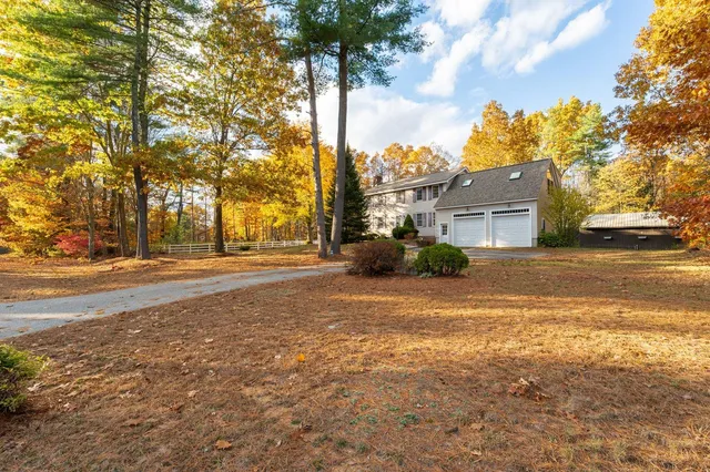 $699,900 | 27 Arabian Way, Chester, NH 03036