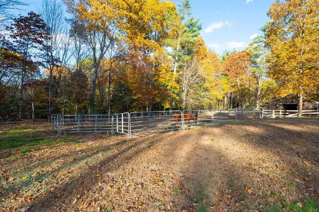 $699,900 | 27 Arabian Way, Chester, NH 03036