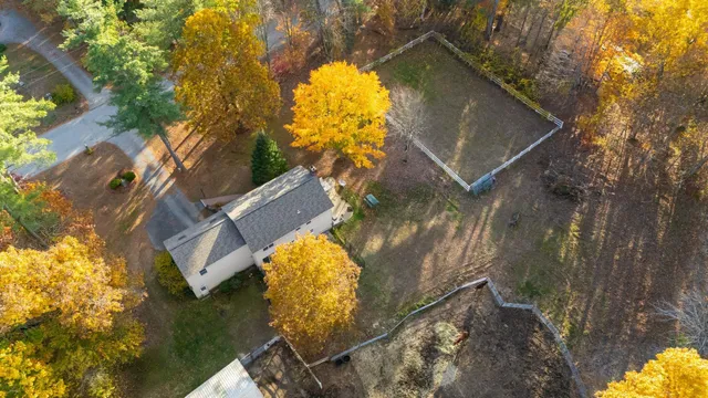 $699,900 | 27 Arabian Way, Chester, NH 03036