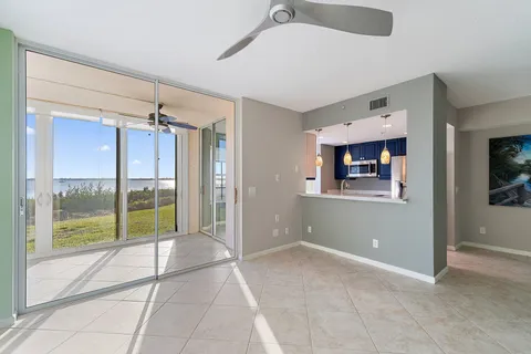 $629,900 | 5800 Northeast Island Cove Way, Unit 2107, Stuart, FL 34996