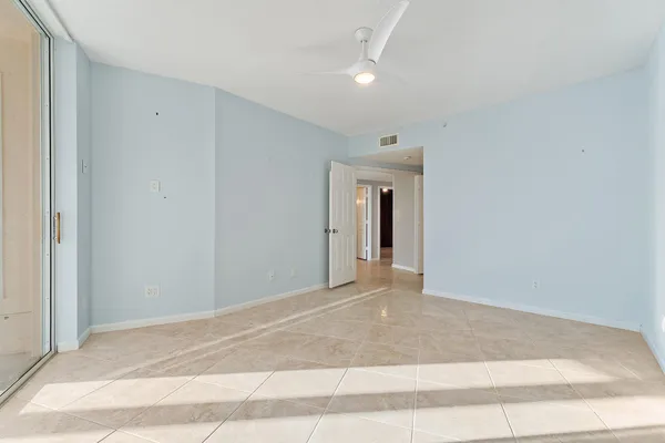 $629,900 | 5800 Northeast Island Cove Way, Unit 2107, Stuart, FL 34996