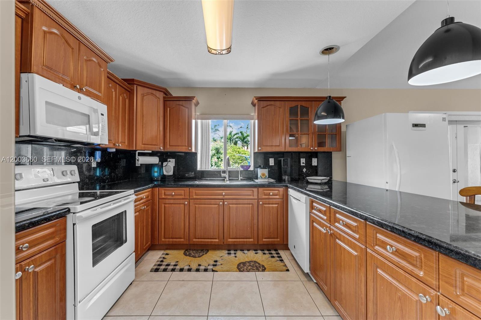 20310 Southwest 320th Street Homestead, FL 33030 - Photo 12 of 39