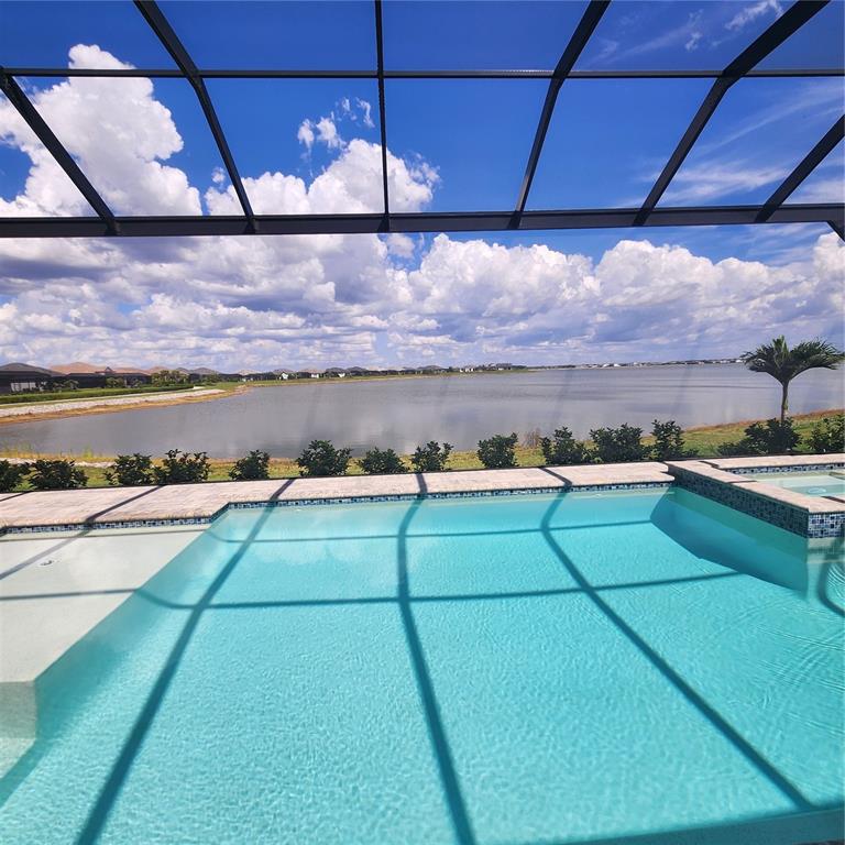512 Blue Shell Loop Sarasota, FL 34240 - Photo 2 of 44