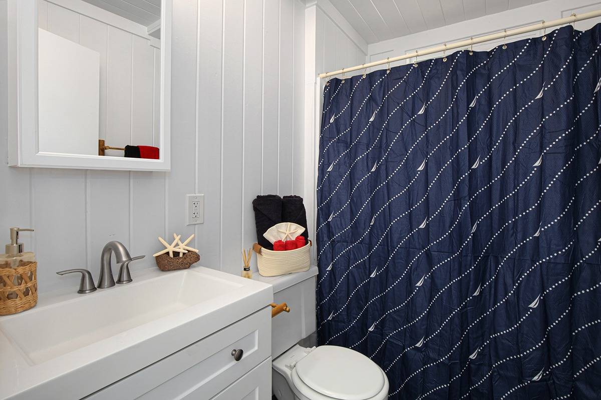 4708 Ananalu Road Hanalei, HI 96714 - Photo 14 of 19 Gallery Image 14