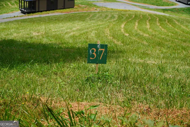 $119,900 | 527 Saunders Road, Unit LOT 37, Franklin, NC 28734