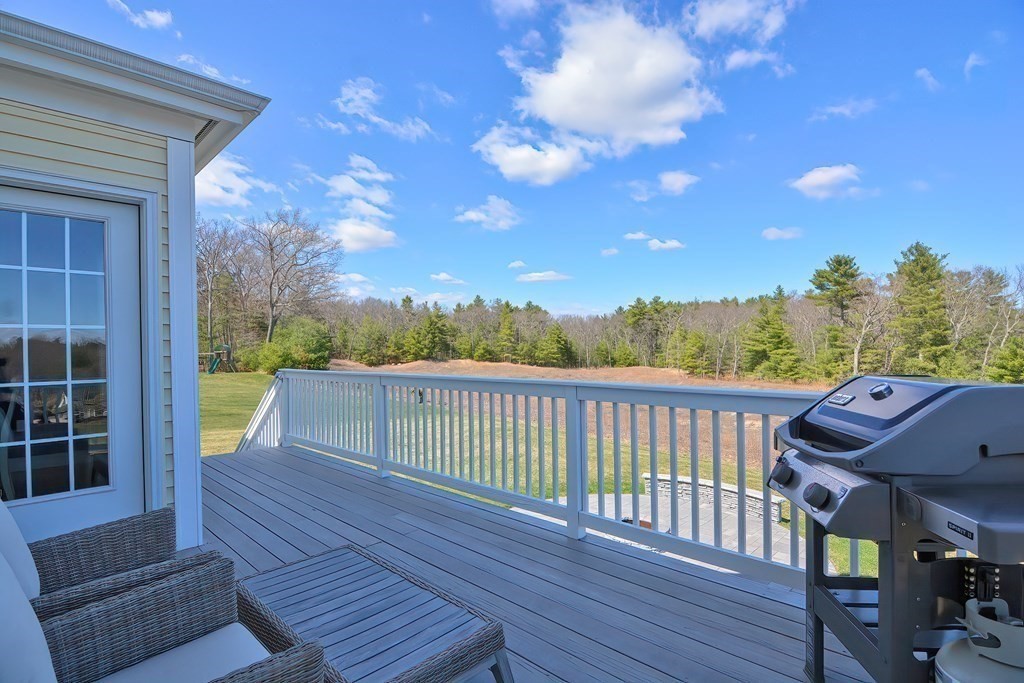 61 Brandywine Road Franklin, MA 02038 - Photo 37 of 40 Gallery Image 37
