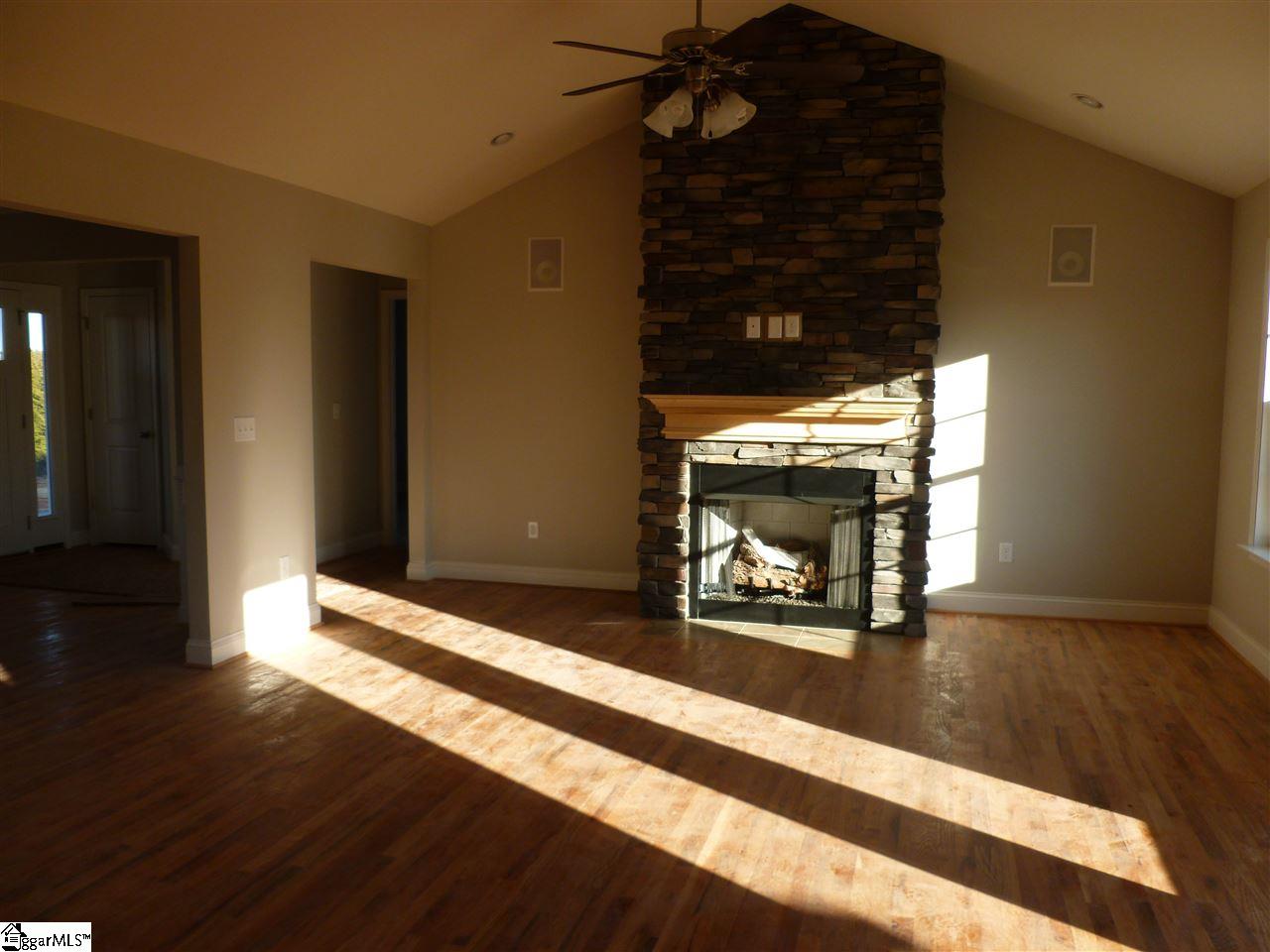 1618 Love Springs Road Gaffney, SC 29341 - Photo 5 of 15