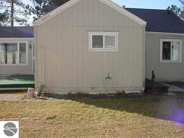 2988 Wolverine Road East Tawas, MI 48730 - Photo 10 of 17 1755564-9.JPG
