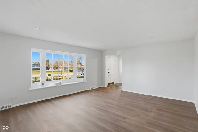 $389,000 | 5441 North Kenmore Road, Indianapolis, IN 46226