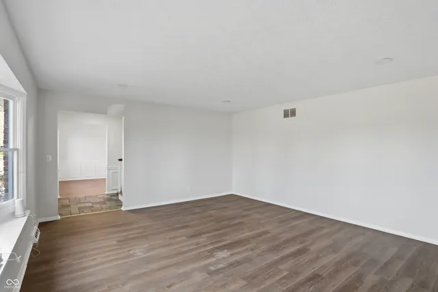 $389,000 | 5441 North Kenmore Road, Indianapolis, IN 46226