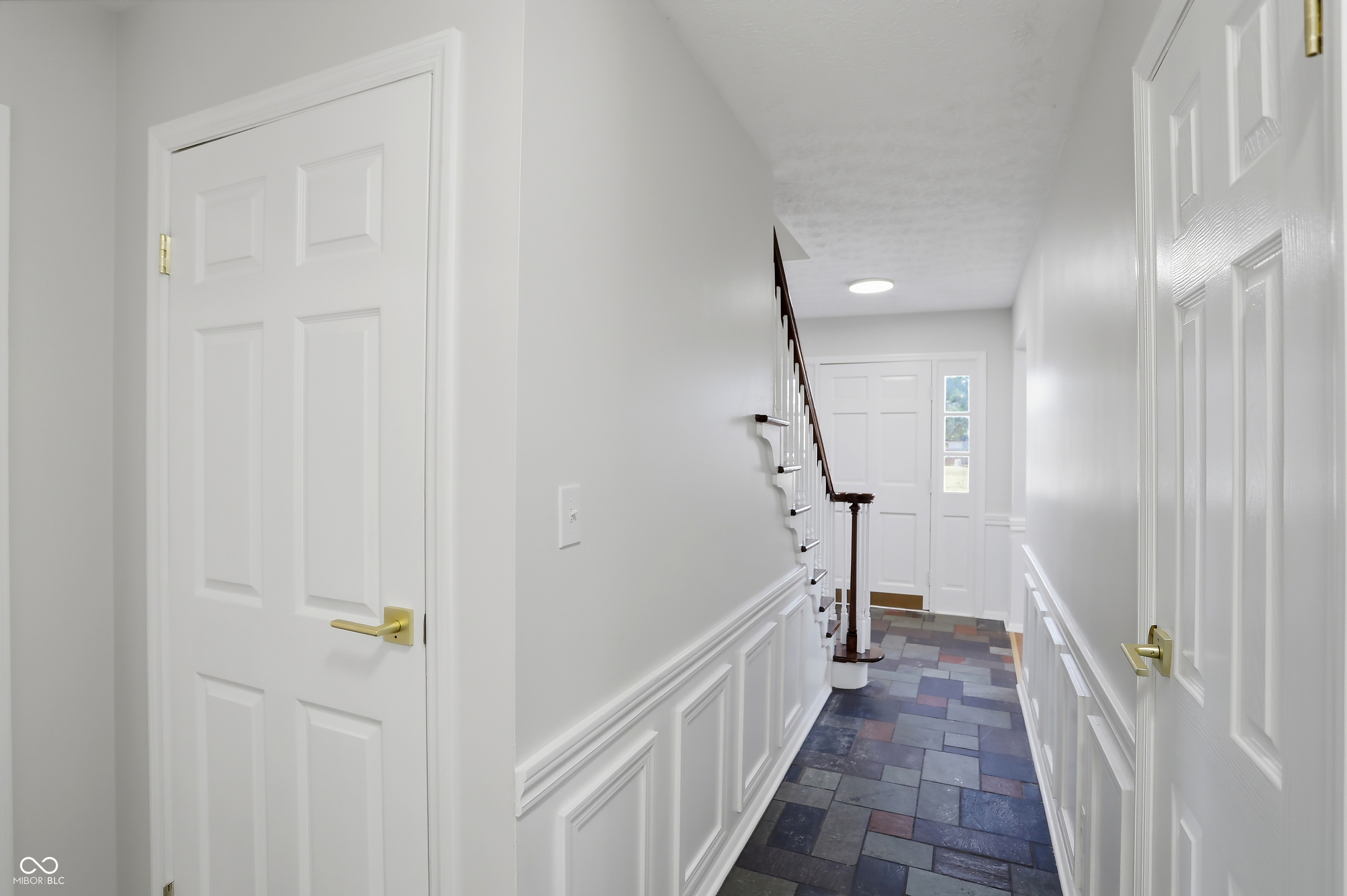 5441 North Kenmore Road Indianapolis, IN 46226 - Photo 18 of 56