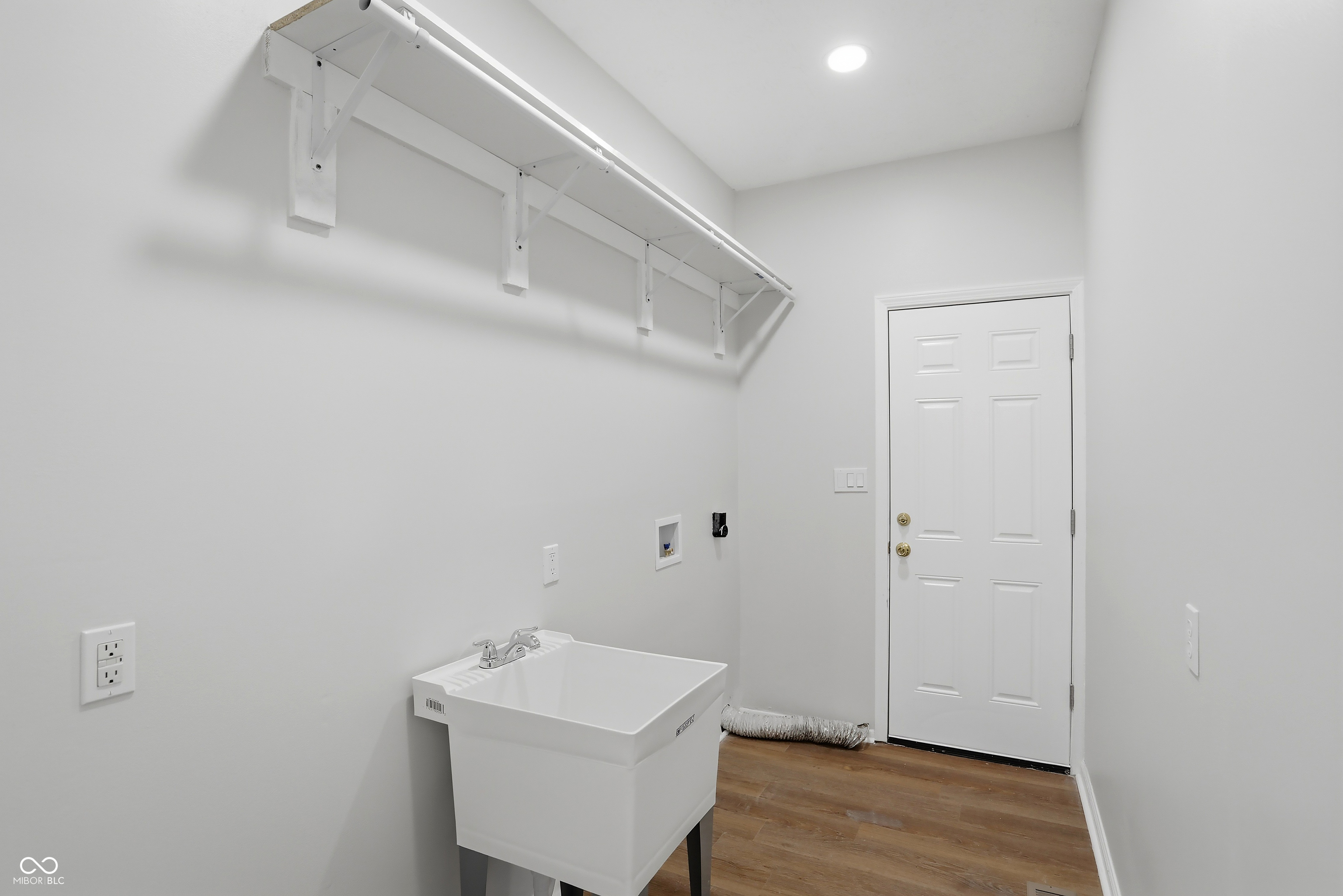 5441 North Kenmore Road Indianapolis, IN 46226 - Photo 33 of 56