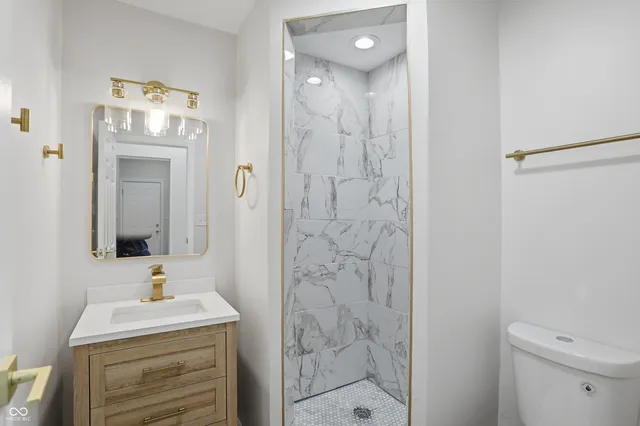 $389,000 | 5441 North Kenmore Road, Indianapolis, IN 46226