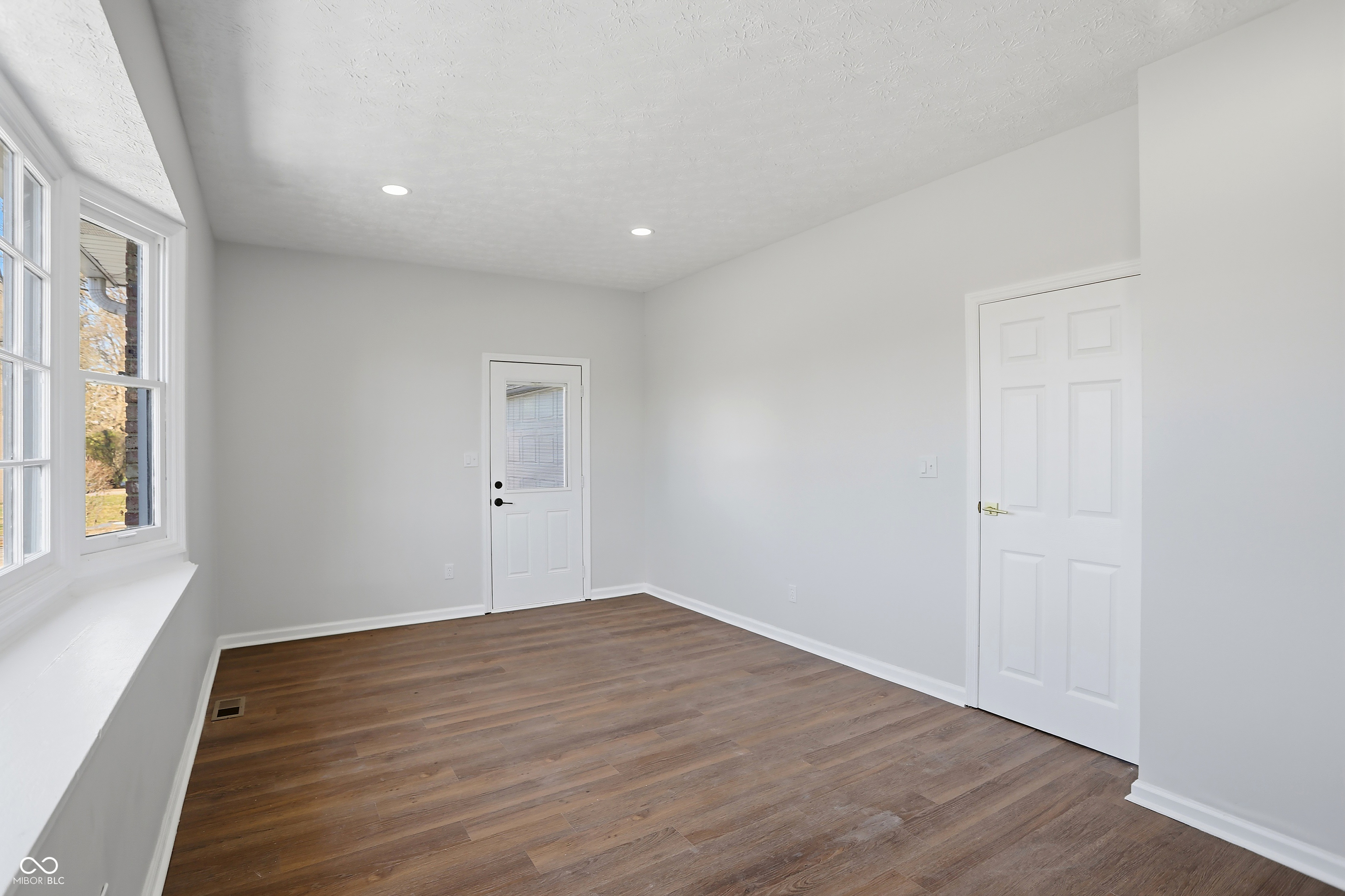 5441 North Kenmore Road Indianapolis, IN 46226 - Photo 36 of 56