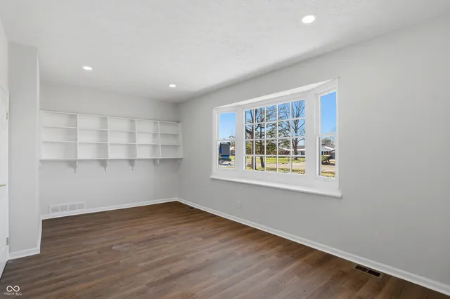 $389,000 | 5441 North Kenmore Road, Indianapolis, IN 46226