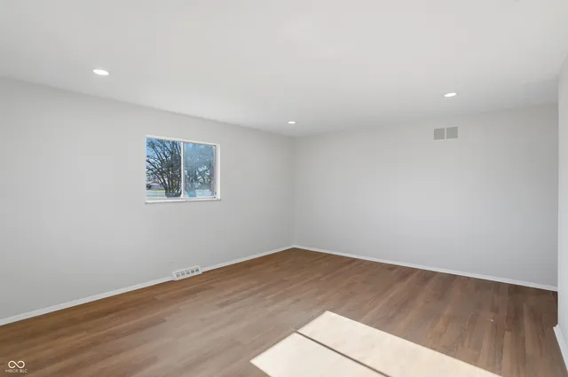 $389,000 | 5441 North Kenmore Road, Indianapolis, IN 46226