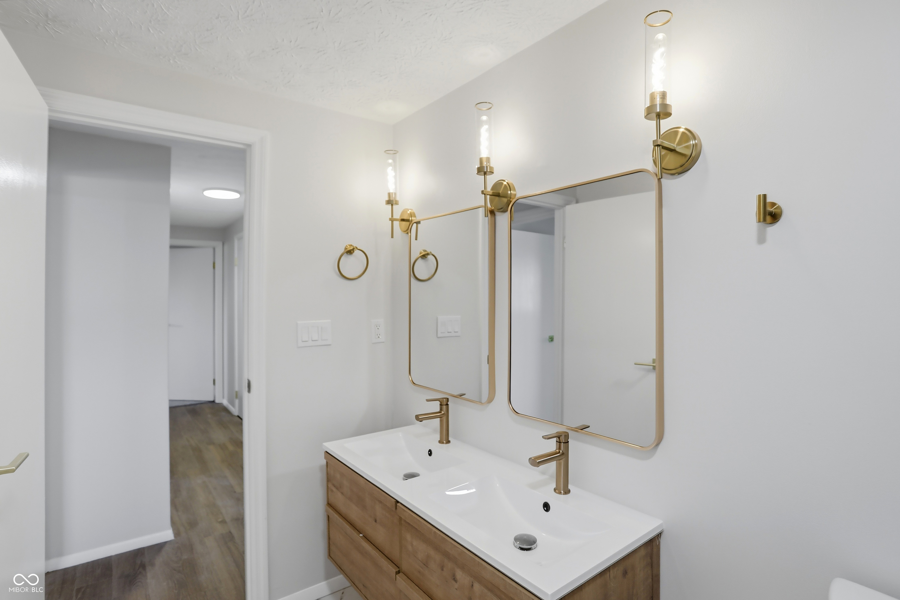 5441 North Kenmore Road Indianapolis, IN 46226 - Photo 44 of 56