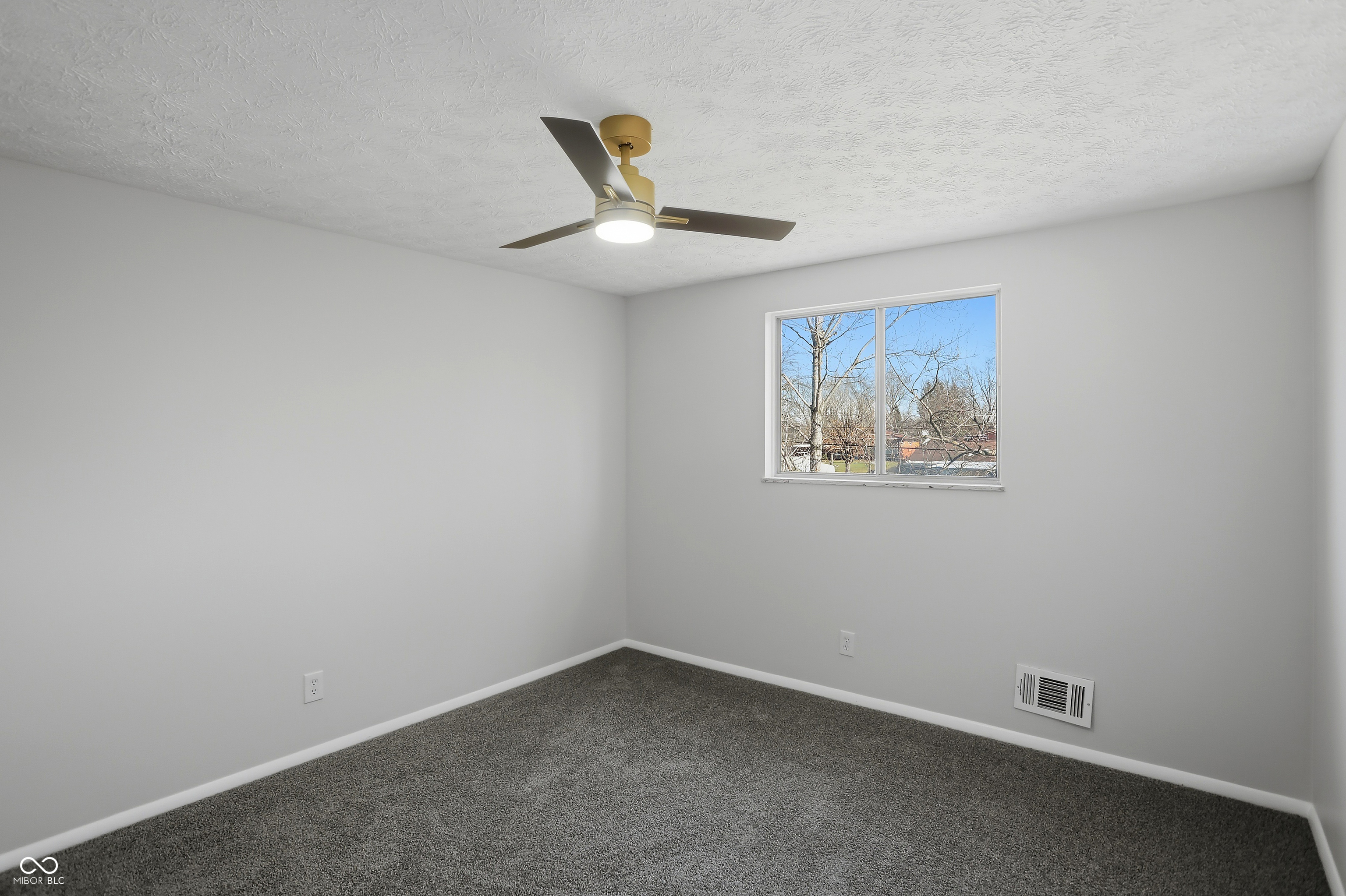 5441 North Kenmore Road Indianapolis, IN 46226 - Photo 50 of 56