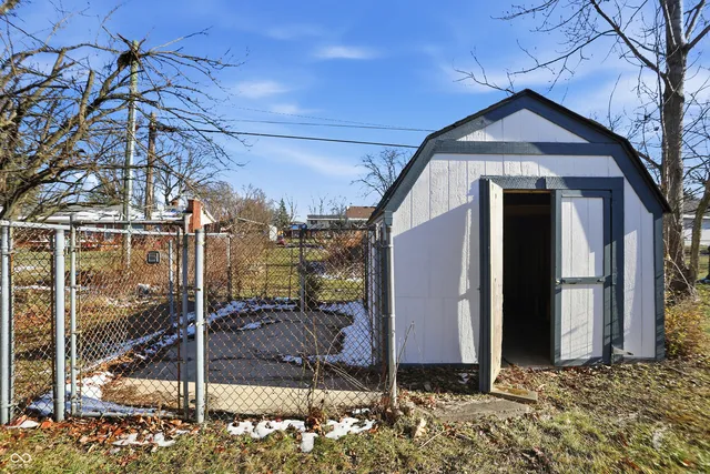 $389,000 | 5441 North Kenmore Road, Indianapolis, IN 46226