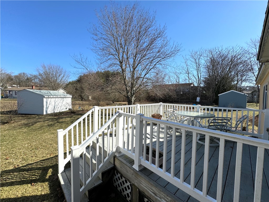 15 Queens Road Attleboro, MA 02703 - Photo 6 of 26