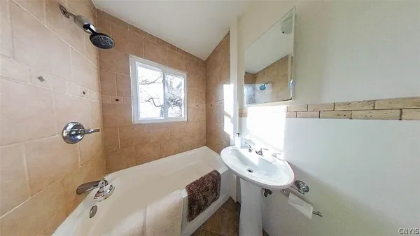 $199,900 | 5818 Old Oneida Road, Rome, NY 13440