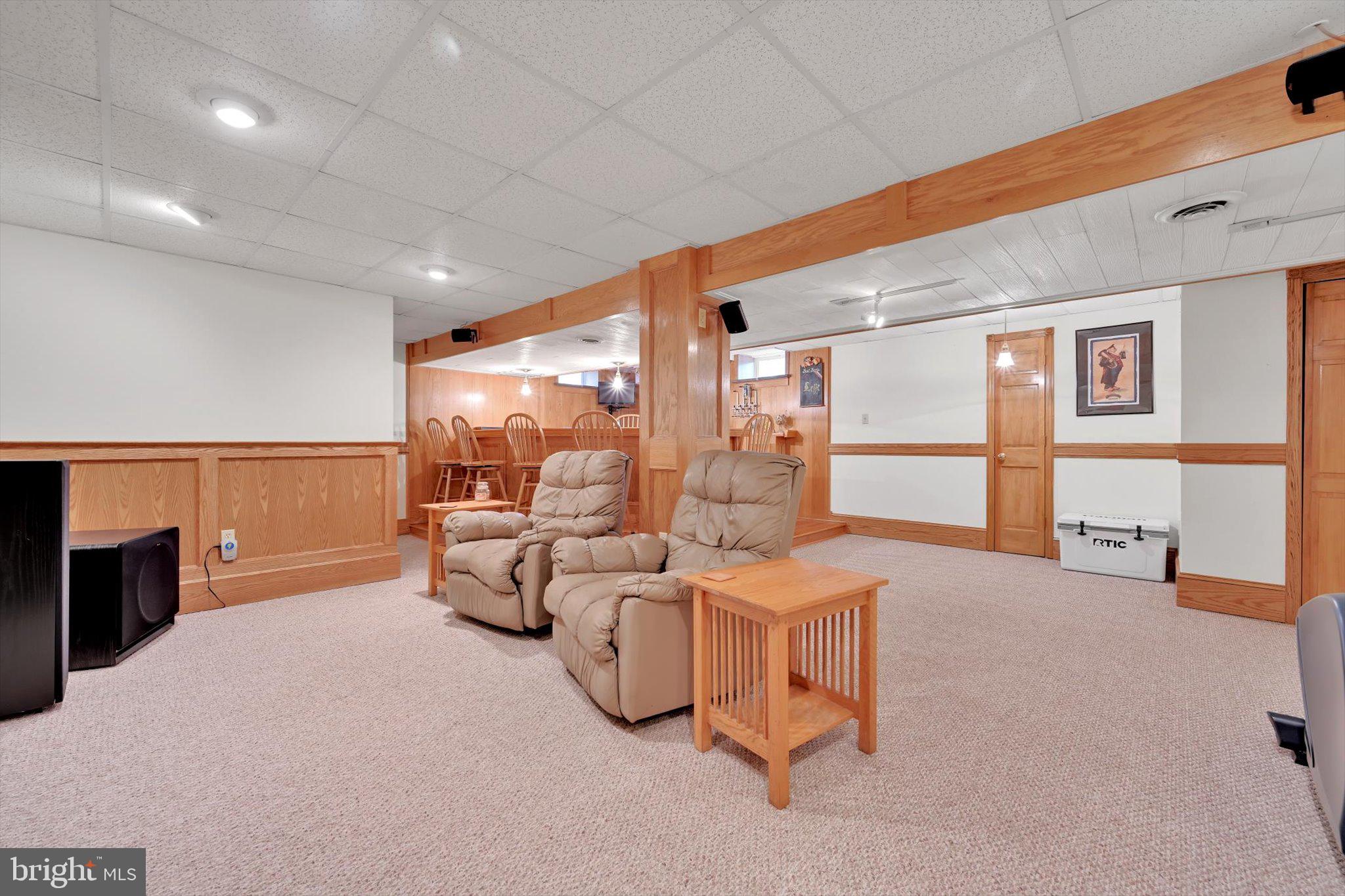 1546 Singer Road Wyomissing, PA 19610 - Photo 27 of 40 a living room with furniture and a table