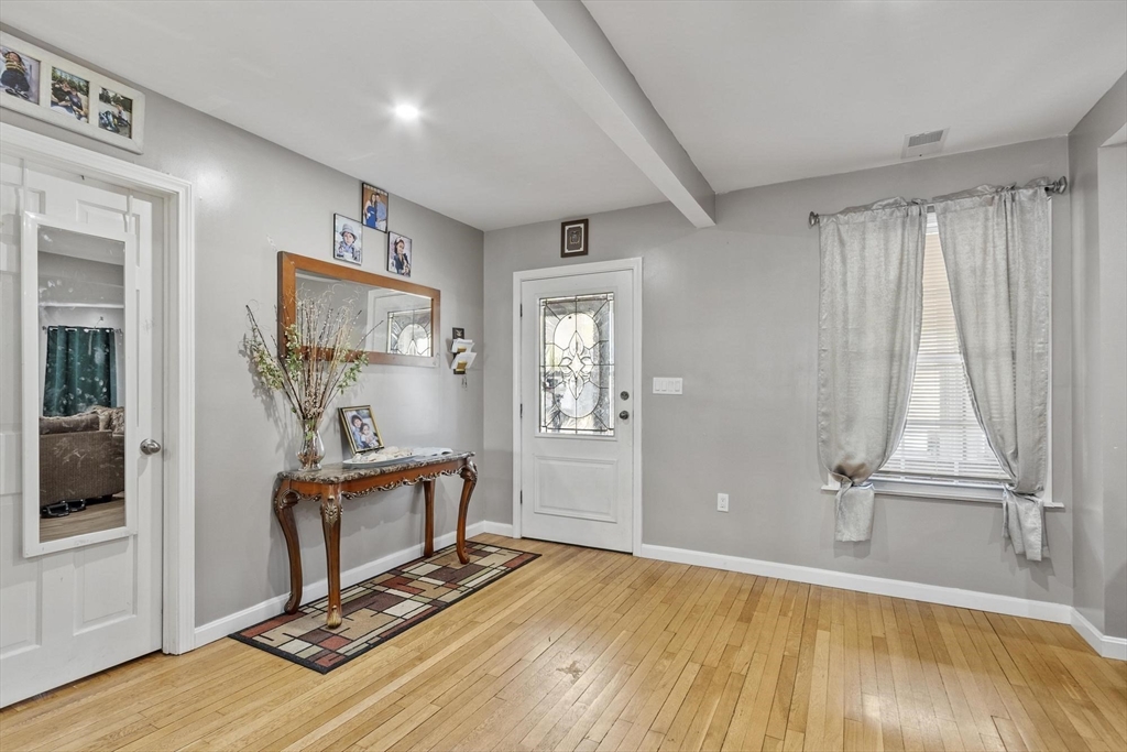 38 Burdette Road Dracut, MA 01826 - Photo 2 of 39