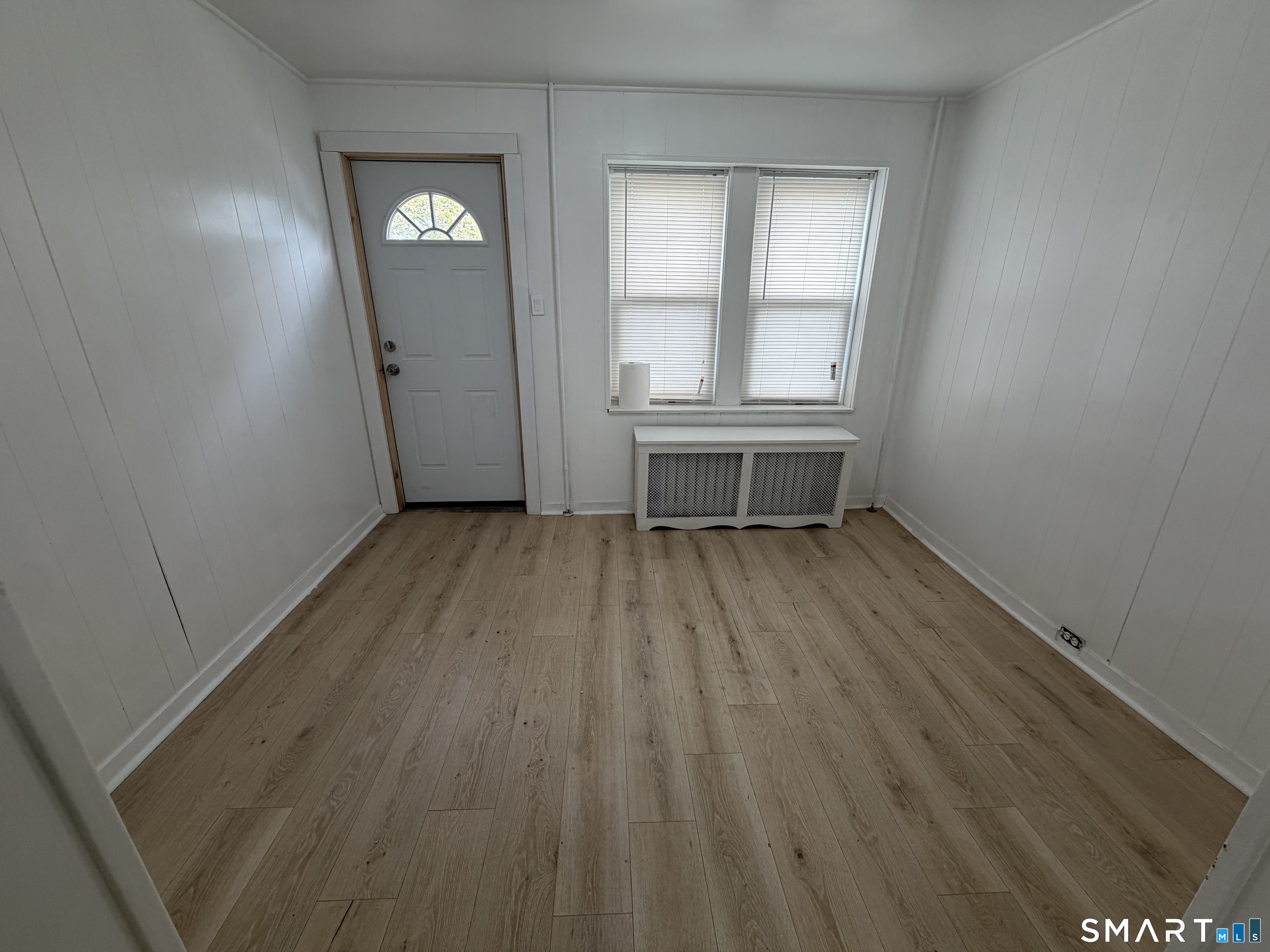 109 Waterman Street Bridgeport, CT 06607 - Photo 1 of 17