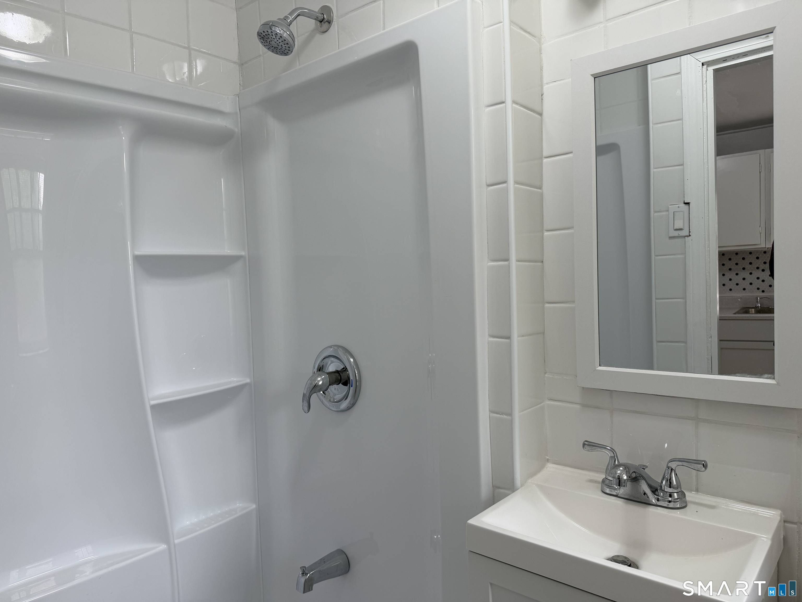 109 Waterman Street Bridgeport, CT 06607 - Photo 10 of 17