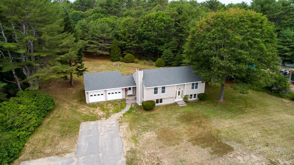 334 Maquoit Road Brunswick, ME 04011 - Photo 4 of 35 Lots of privacy on a little less...
