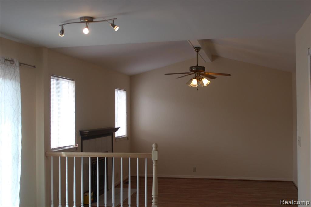 46409 Aarons Way Canton, MI 48188 - Photo 45 of 53