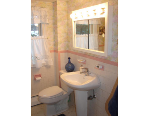 21 Palmer Road Beverly, MA 01915 - Photo 15 of 22 Gallery Image 15