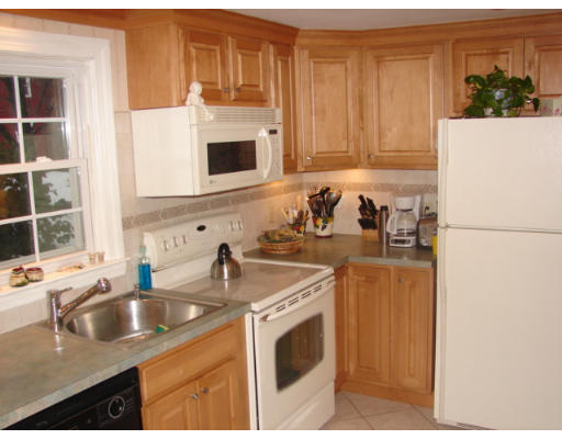 21 Palmer Road Beverly, MA 01915 - Photo 3 of 22 Gallery Image 3