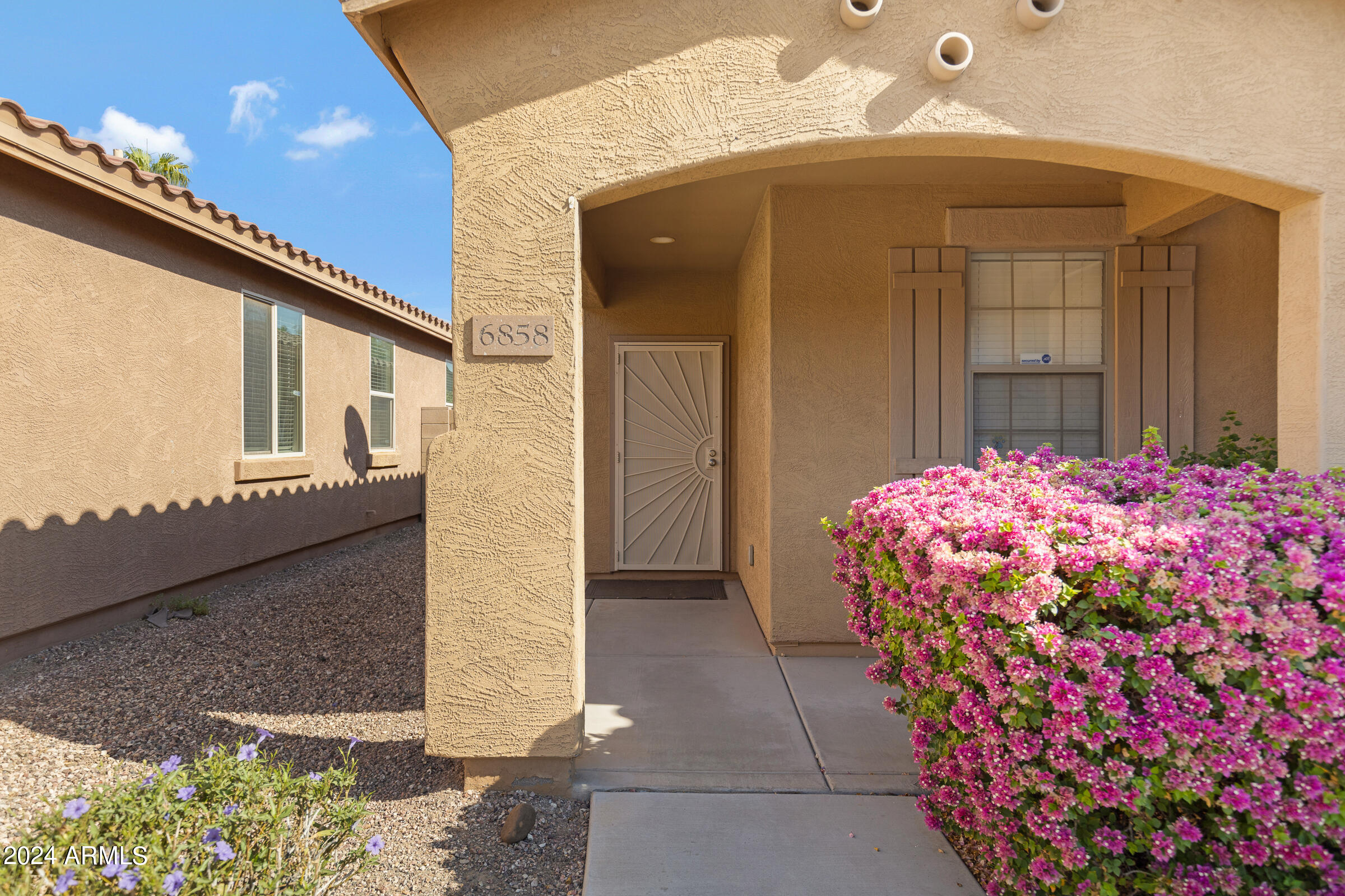 6858 West Darrel Road Laveen, AZ 85339 - Photo 5 of 56 6858 W Darrel Rd-4