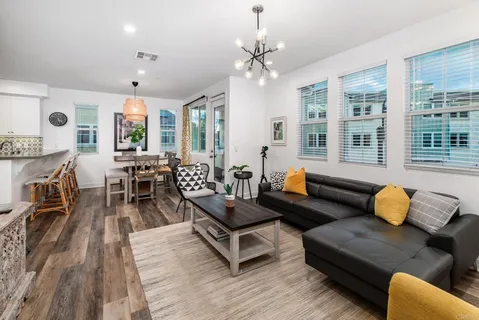 $899,000 | 1115 Sea Glass Way, Oceanside, CA 92054