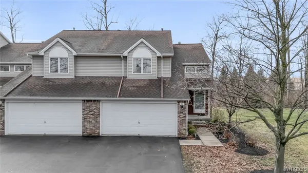 $270,000 | 12 Northwood Drive, Lancaster, NY 14043