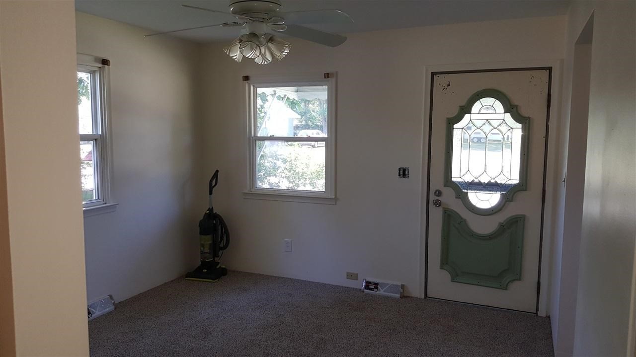 12218 Benson Road Mount Morris, MI 48458 - Photo 9 of 21 21474518-8.JPG
