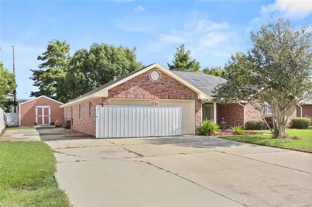 $2,400 | 131 Montpelier Drive, Boutte, LA 70039