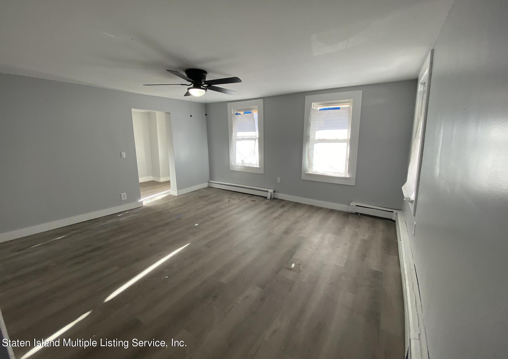 359 Clove Road Staten Island, NY 10310 - Photo 9 of 37 Screen Shot 2023-02-23 at 11.52.35 PM