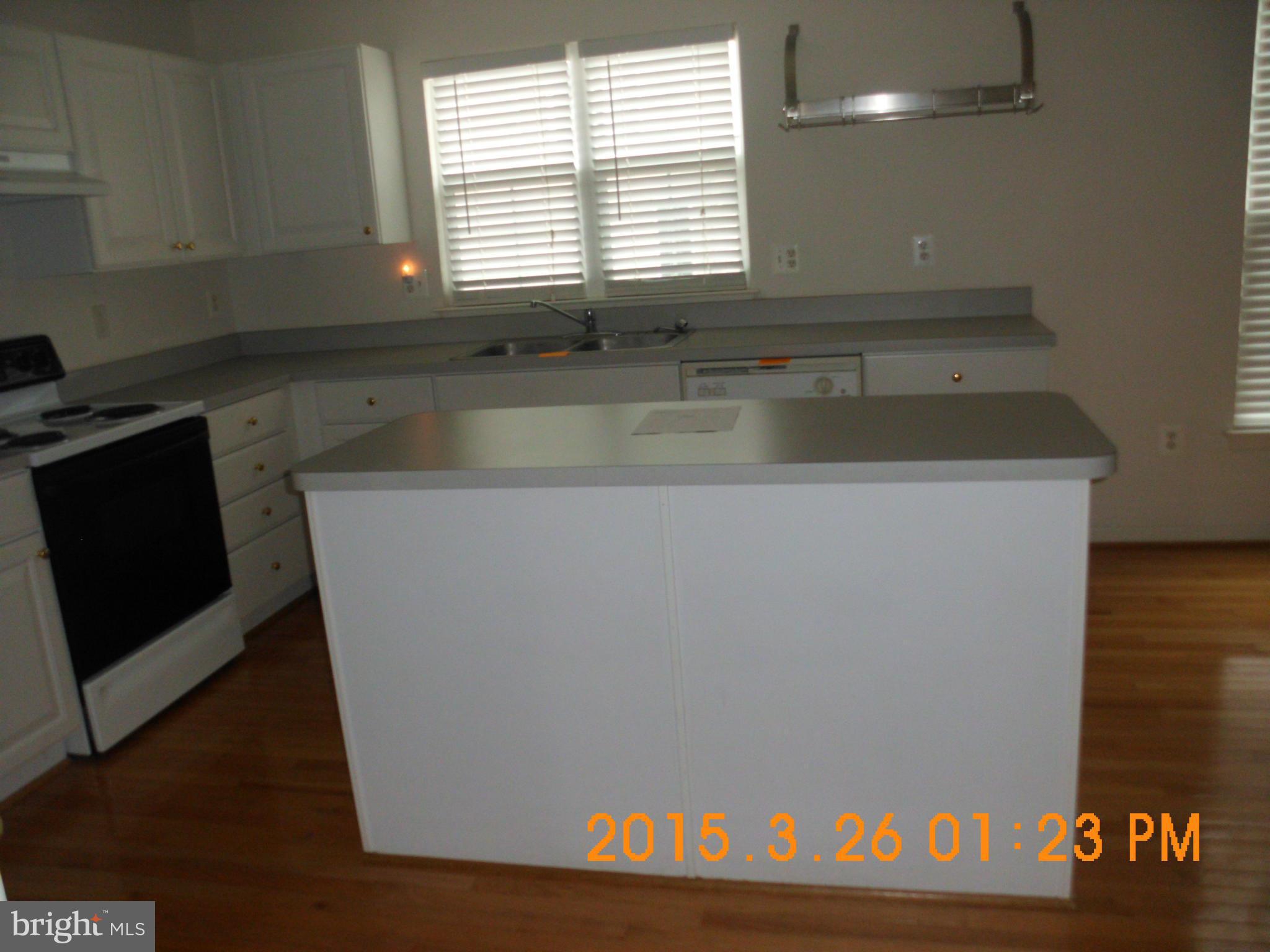 10200 Waterwell Way Laurel, MD 20708 - Photo 24 of 25 Kitchen