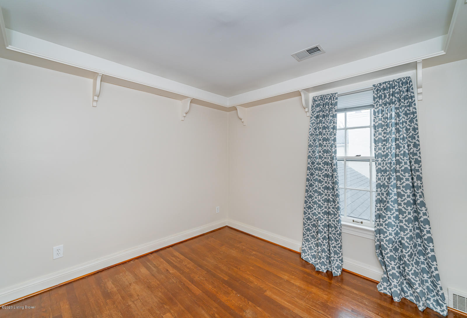 3036 Lexington Road Louisville, KY 40206 - Photo 31 of 43 3036 Lexington Rd L-37