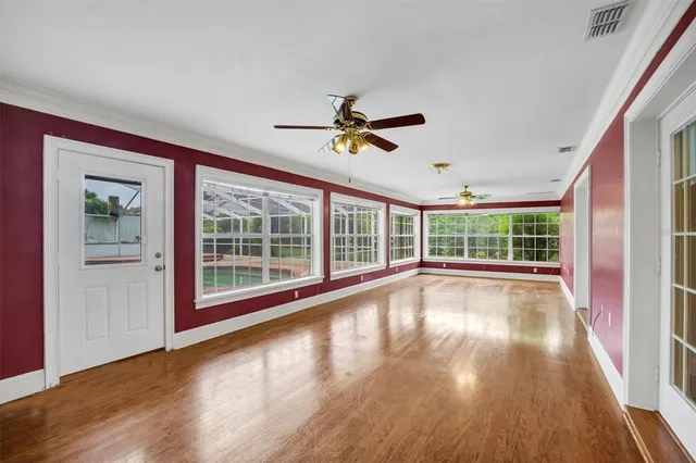 a view of a garden with a tree