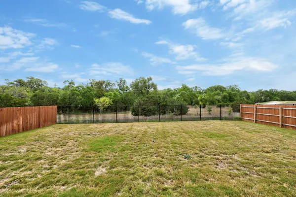 $579,900 | 208 Olinda Way, Liberty Hill, TX 78642