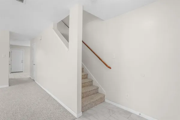 a view of entryway and hall
